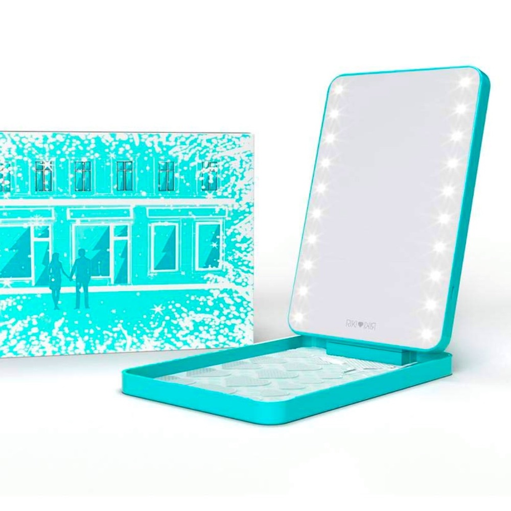 Riki Makeup compact and mirror, Tiffany Blue